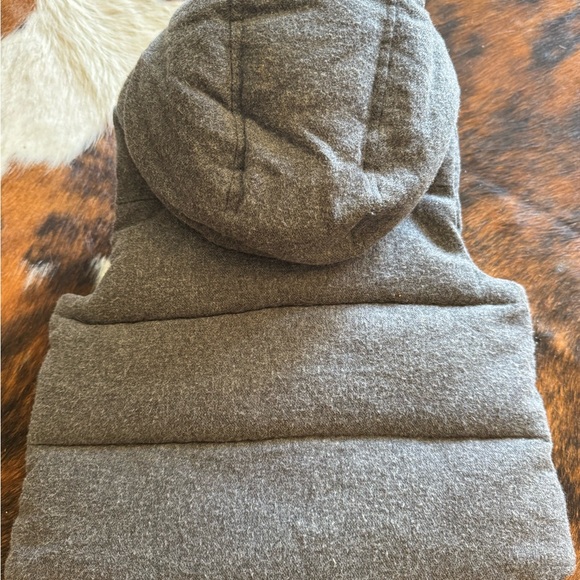 Baby Gap Hooded Toggle Buffalo Plaid Heavy Vest Size 12-18 Months Gray - Picture 7 of 15